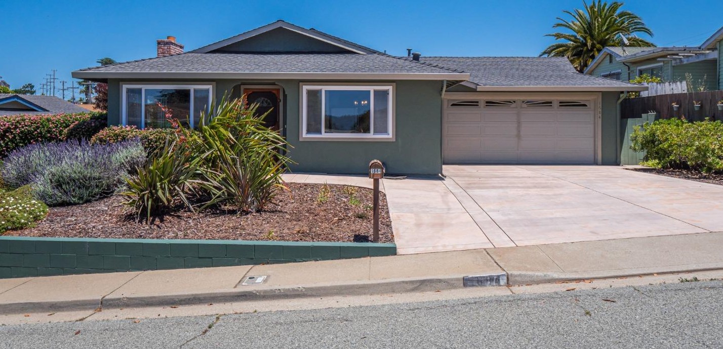 1684 Mescal St, Seaside, CA 93955