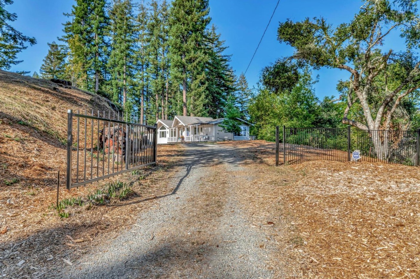 23640 Old Santa Cruz Highway, Los Gatos, CA 95033