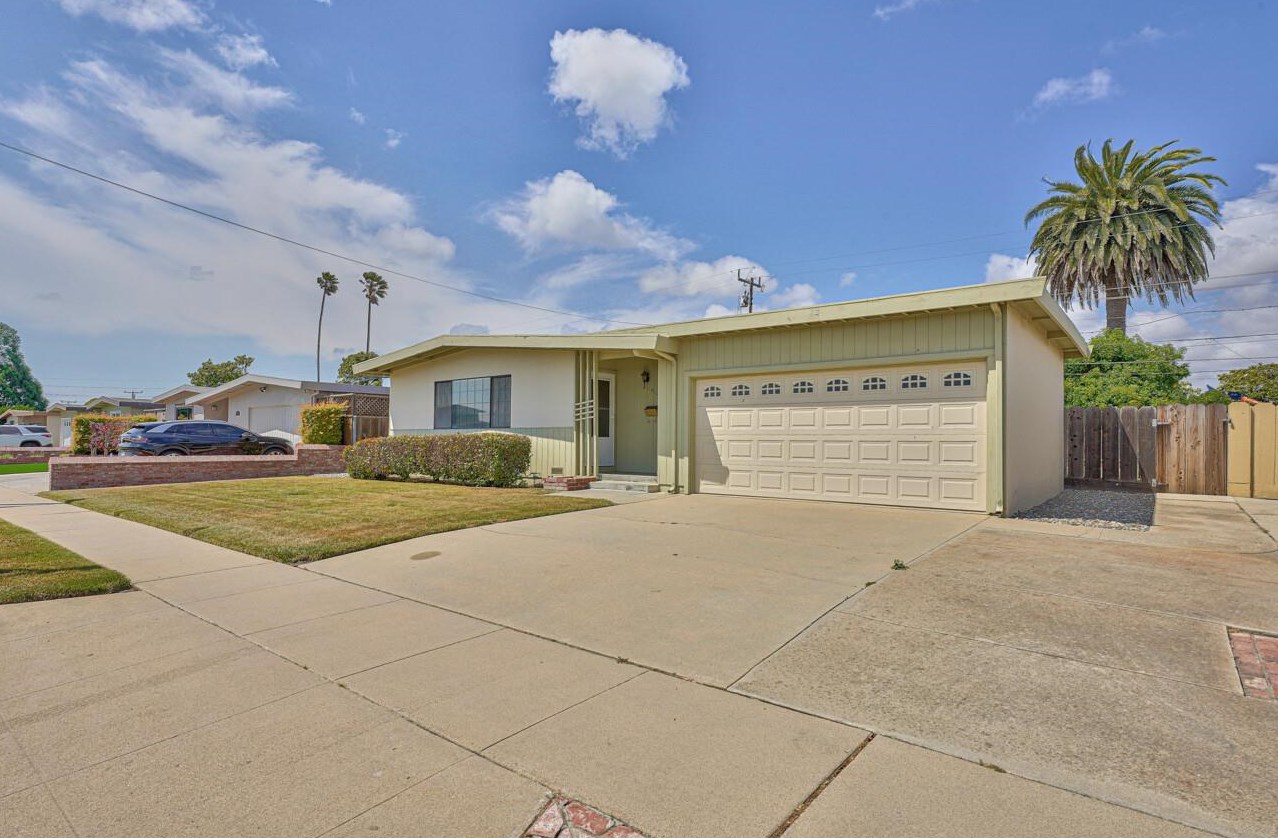 816 Hastings Ave, Salinas, CA 93901
