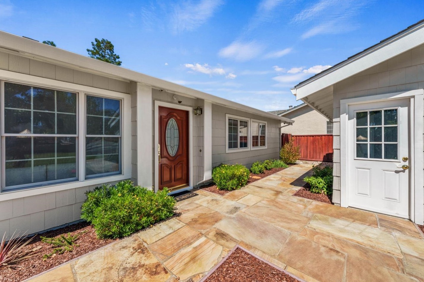 1095 Hazel Ave, Campbell, CA 95008