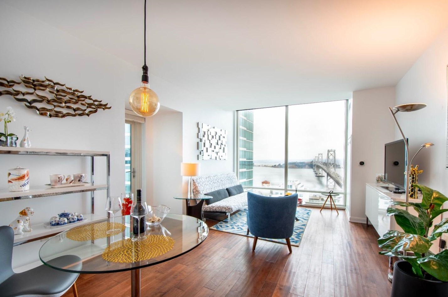 425 1st St 2708, San Francisco, CA 94105