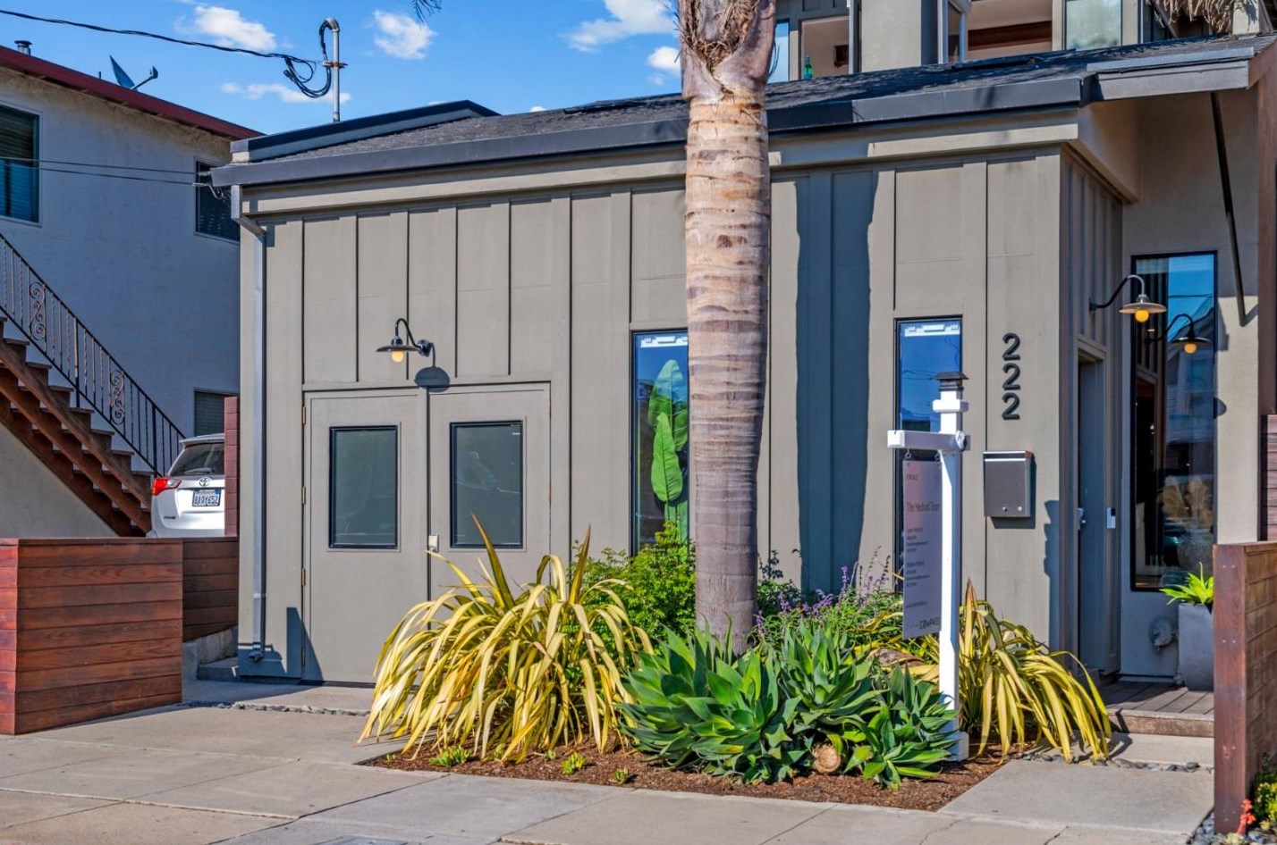 222 Seabright Ave, Santa Cruz, CA 95062-3743