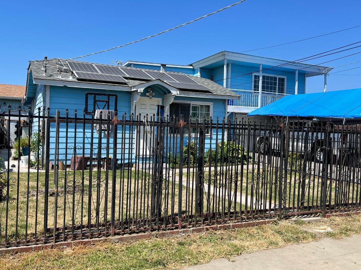 627 Roosevelt St, Salinas, CA 93905-2639