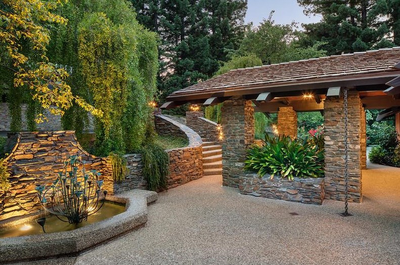 301 Olive Hill Ln, Redwood City, CA 94062