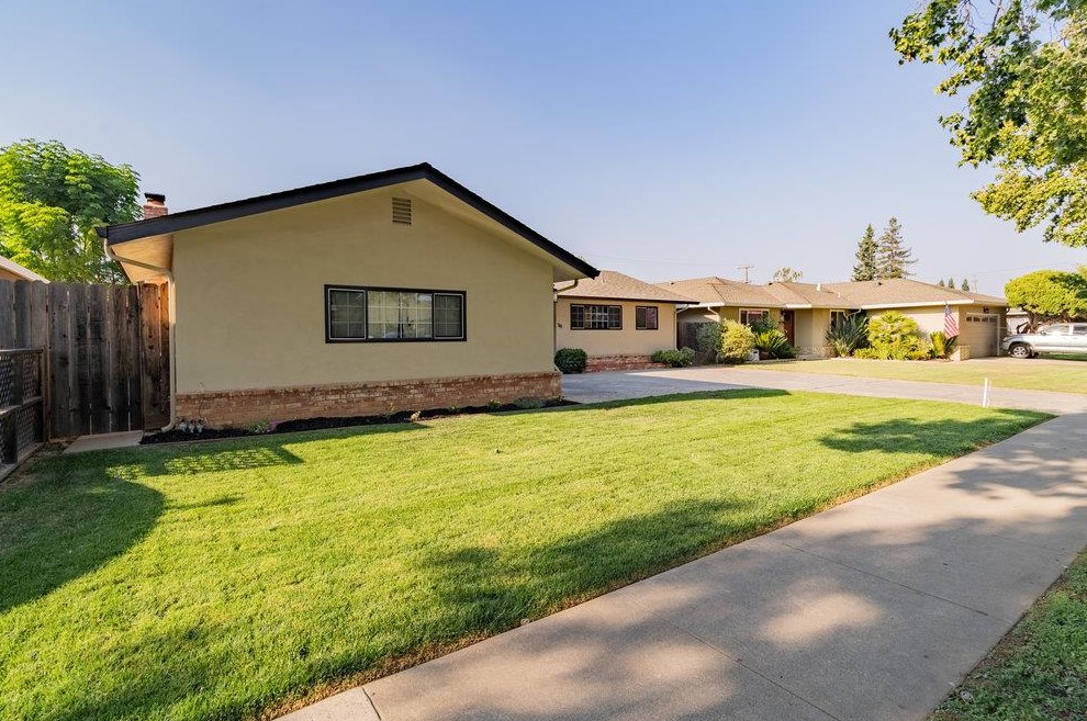 741 W 6th St, Gilroy, CA 95020
