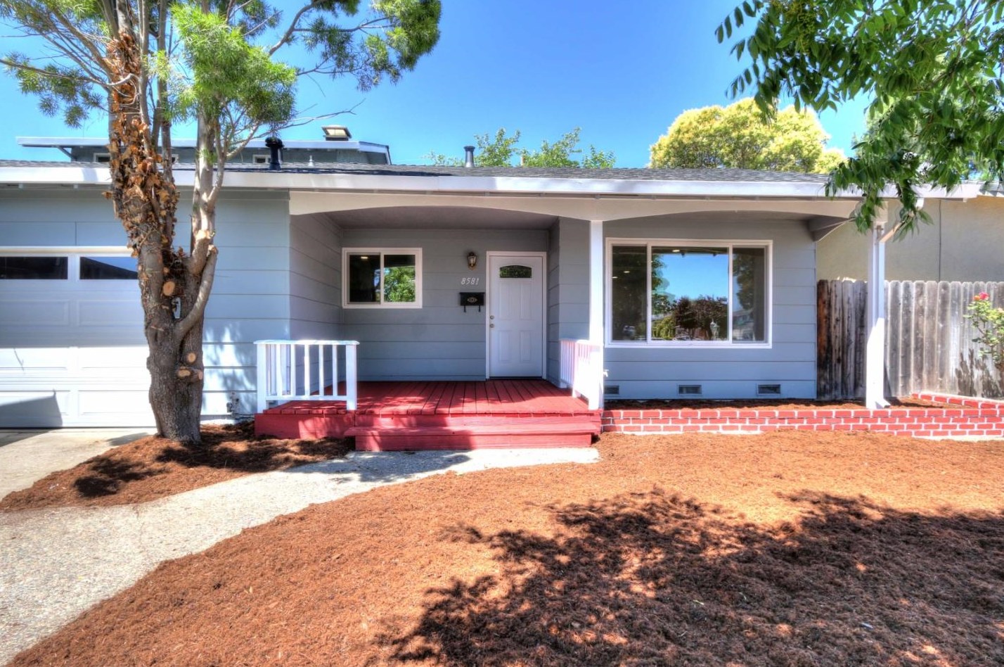 8581 Amanda Ave, Gilroy, CA 95020