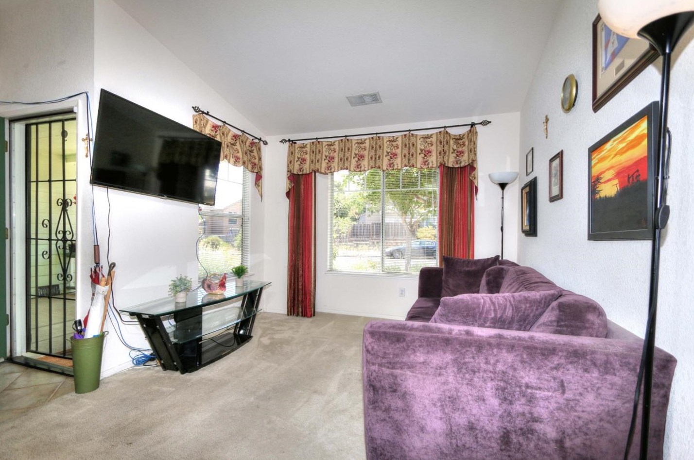 843 Alder St, Gilroy, CA 95020