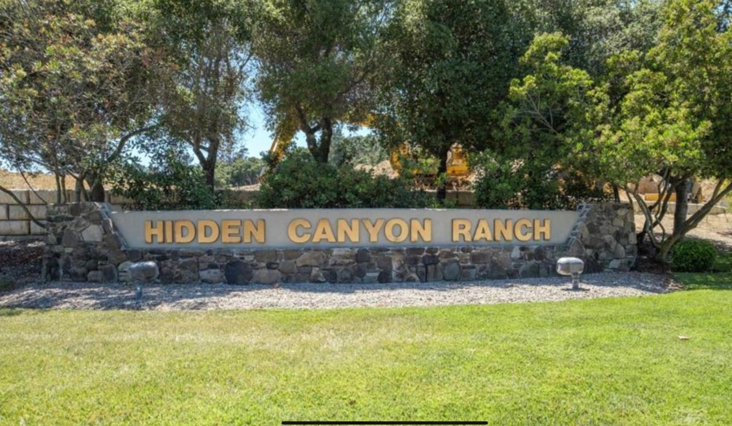 8944 Hidden Canyon Rd, Salinas, CA 93907-9218