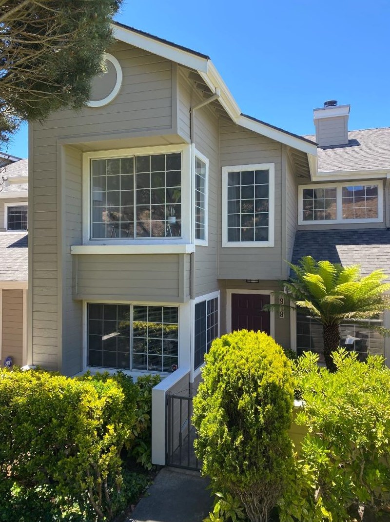 1918 Jameston Ln, Daly City, CA 94014