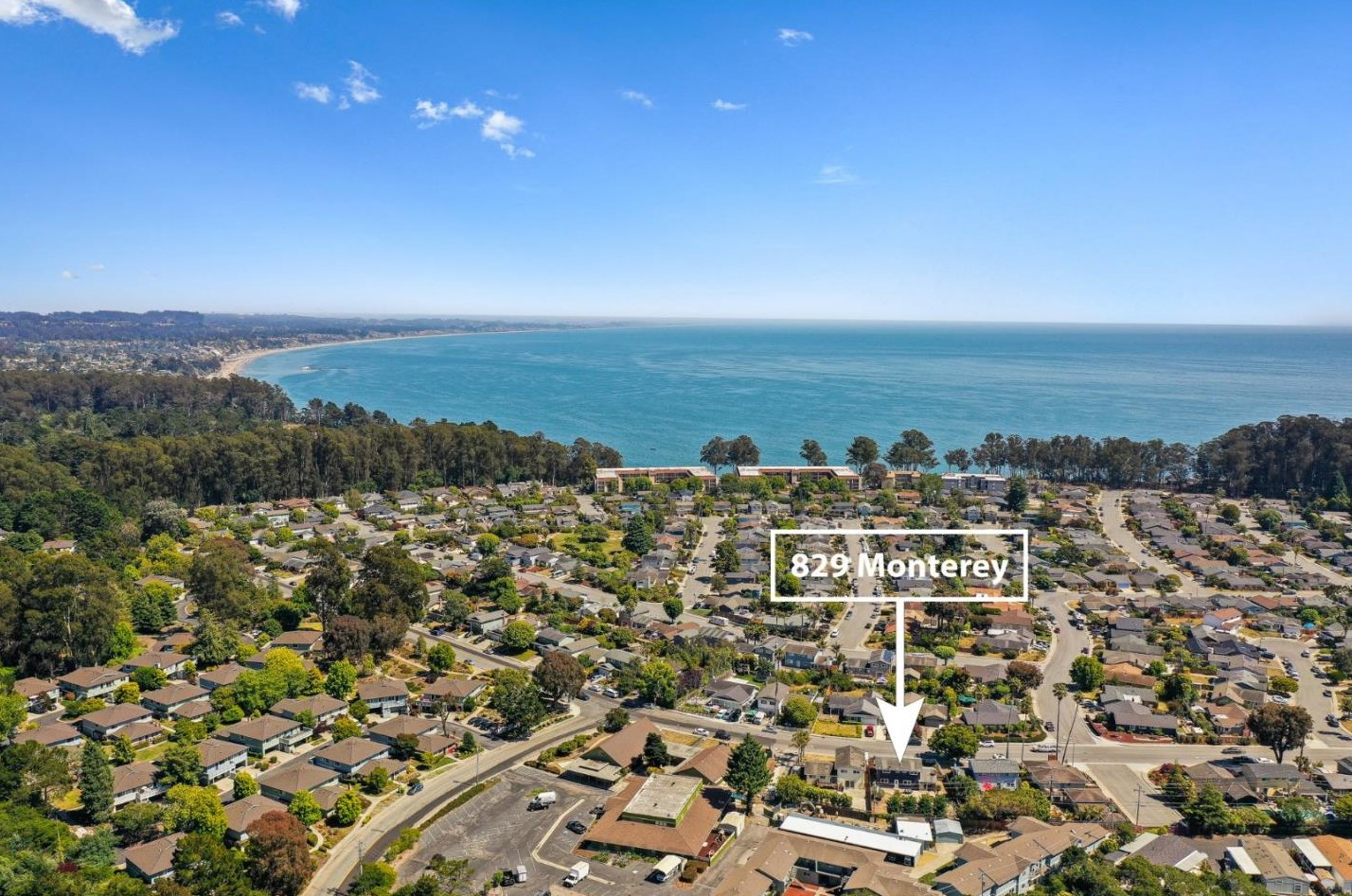 829 Monterey Ave, Capitola, CA 95010