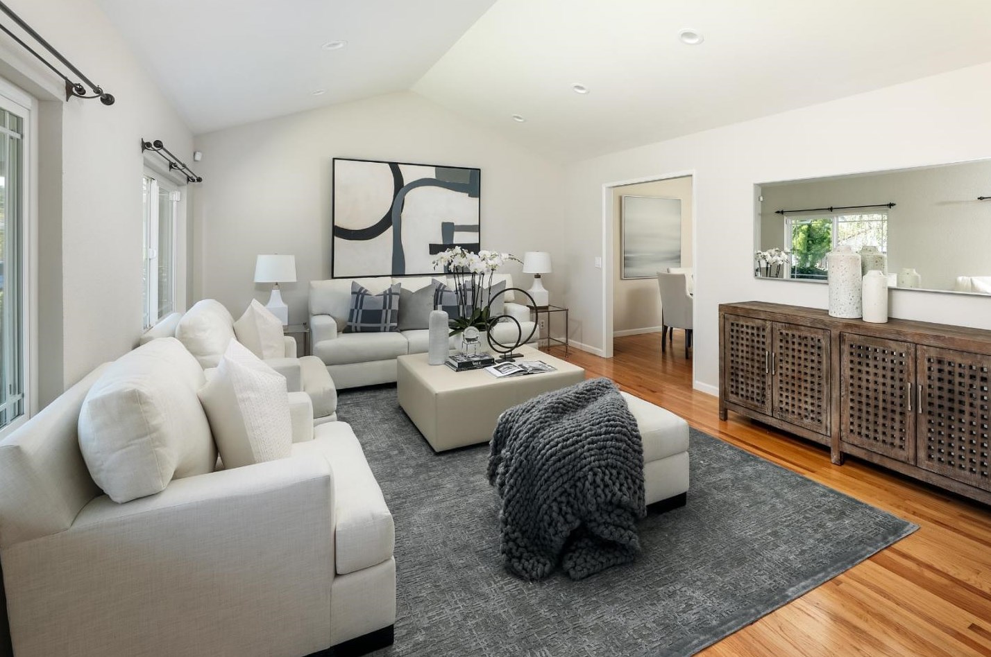 21466 Holly Oak Dr, Cupertino, CA 95014-4928