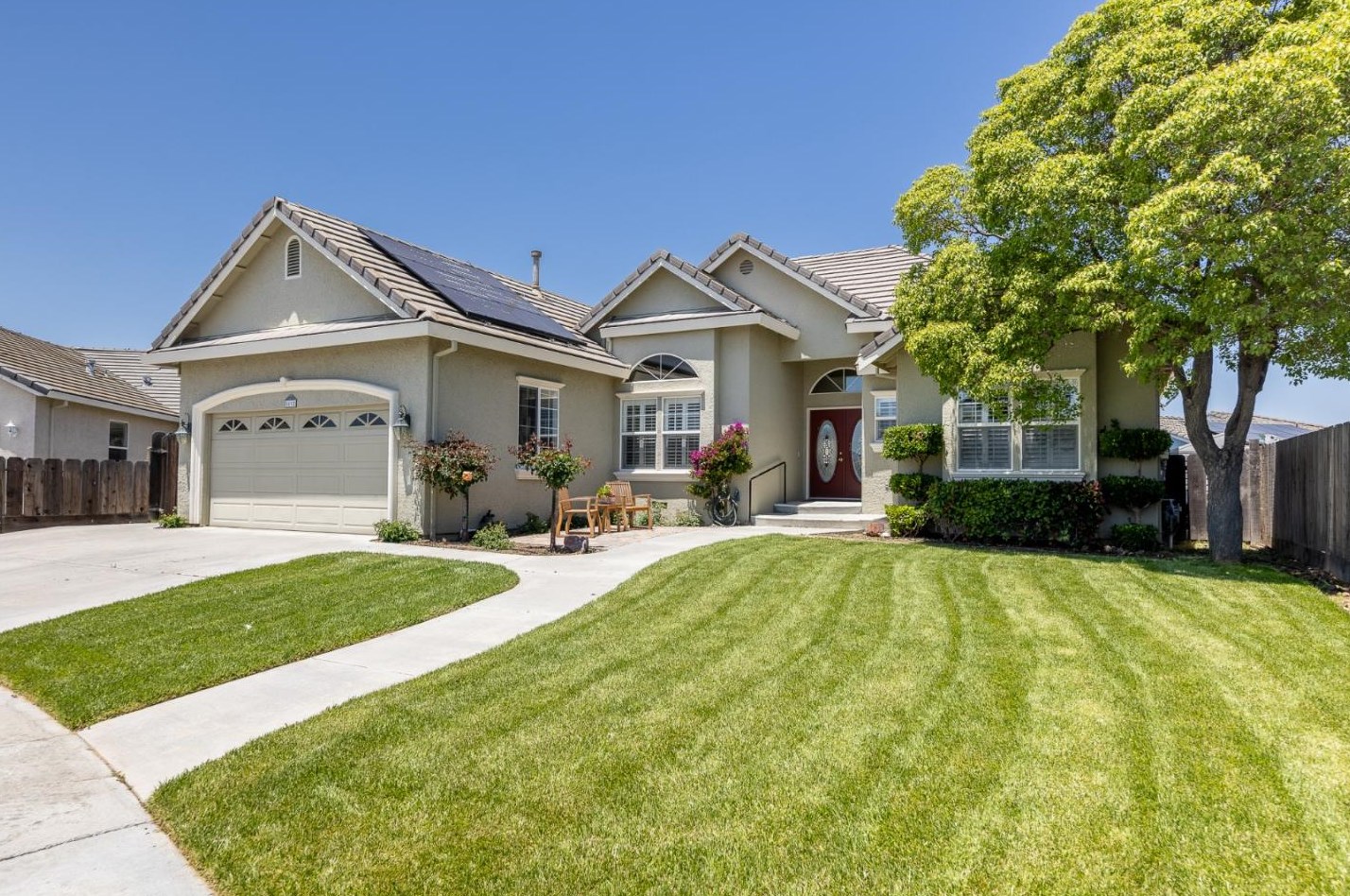 1492 Windsor Ct, Hollister, CA 95023
