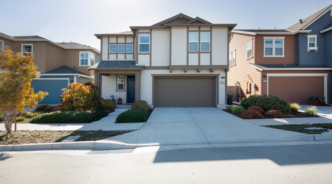 2607 3rd Ave, Marina, CA 93933