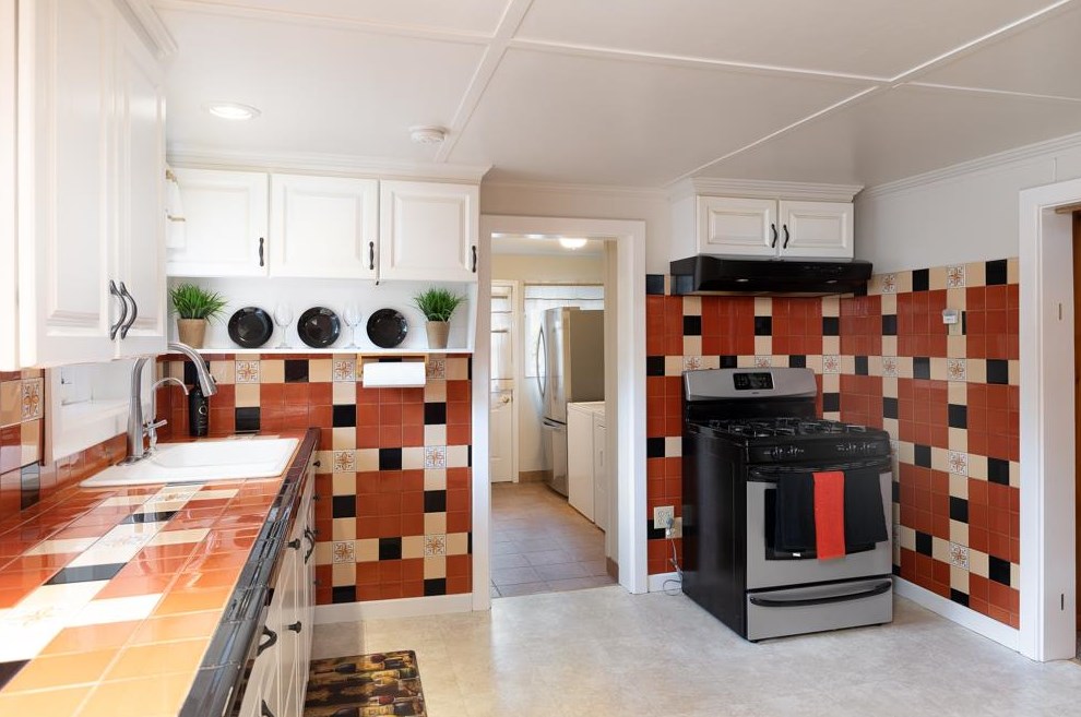 8275 Glen Arbor Rd, Ben Lomond, CA 95005