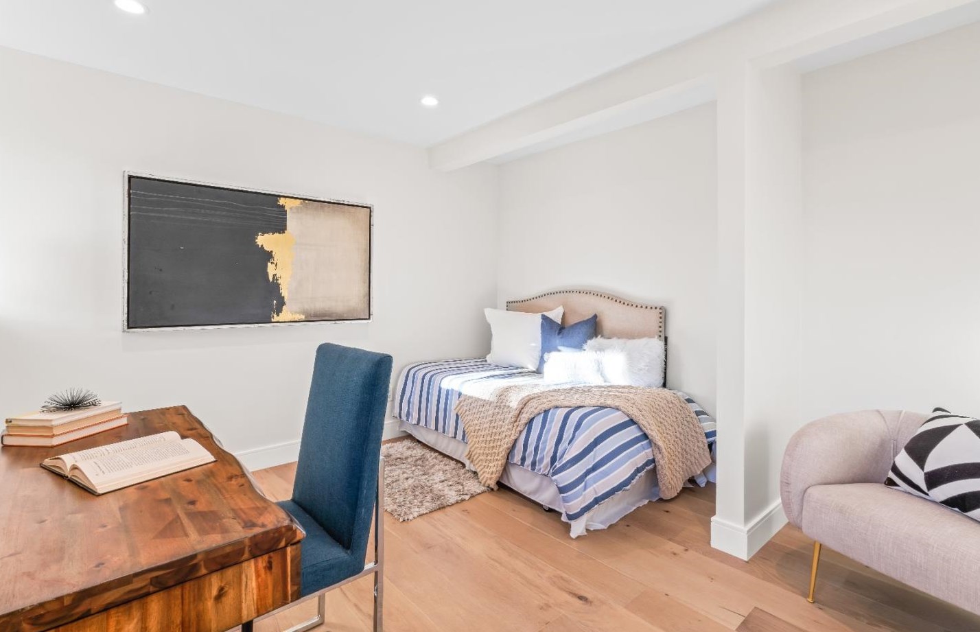 1324 Bel Aire Rd, San Mateo CA  94402-3650 exterior