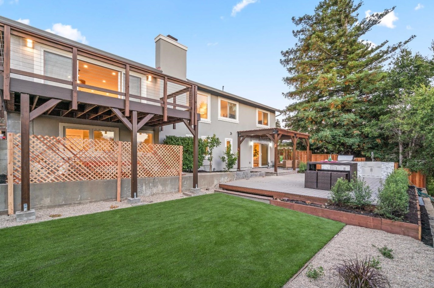 1324 Bel Aire Rd, San Mateo CA  94402-3650 exterior