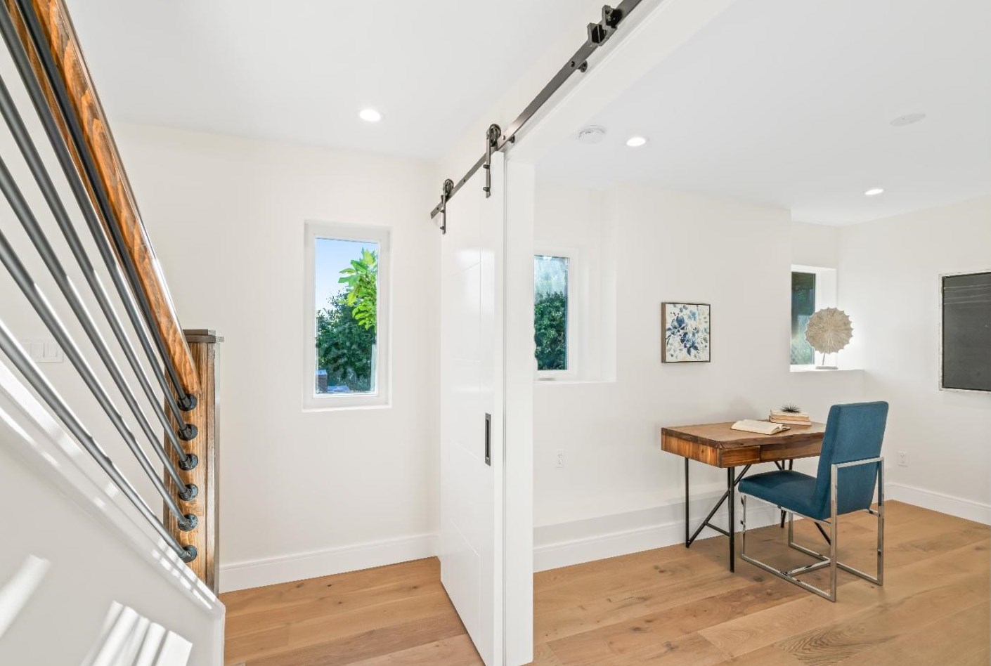 1324 Bel Aire Rd, San Mateo CA  94402-3650 exterior