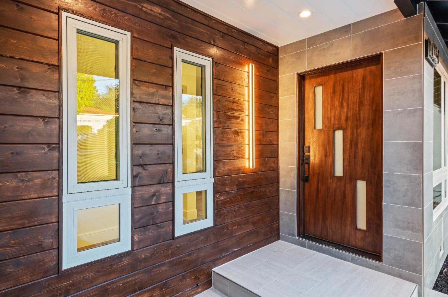 1324 Bel Aire Rd, San Mateo CA  94402-3650 exterior