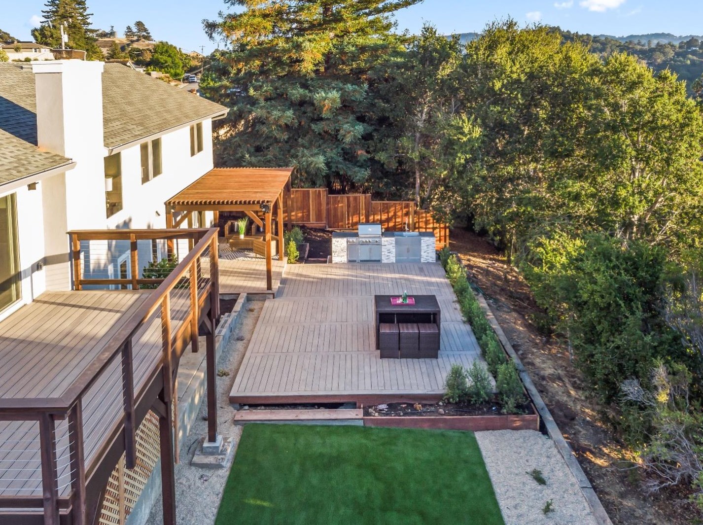 1324 Bel Aire Rd, San Mateo CA  94402-3650 exterior