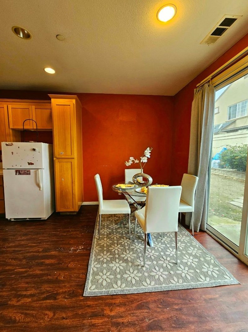 1646 Piazza Dr, Salinas CA  93905-2258 exterior