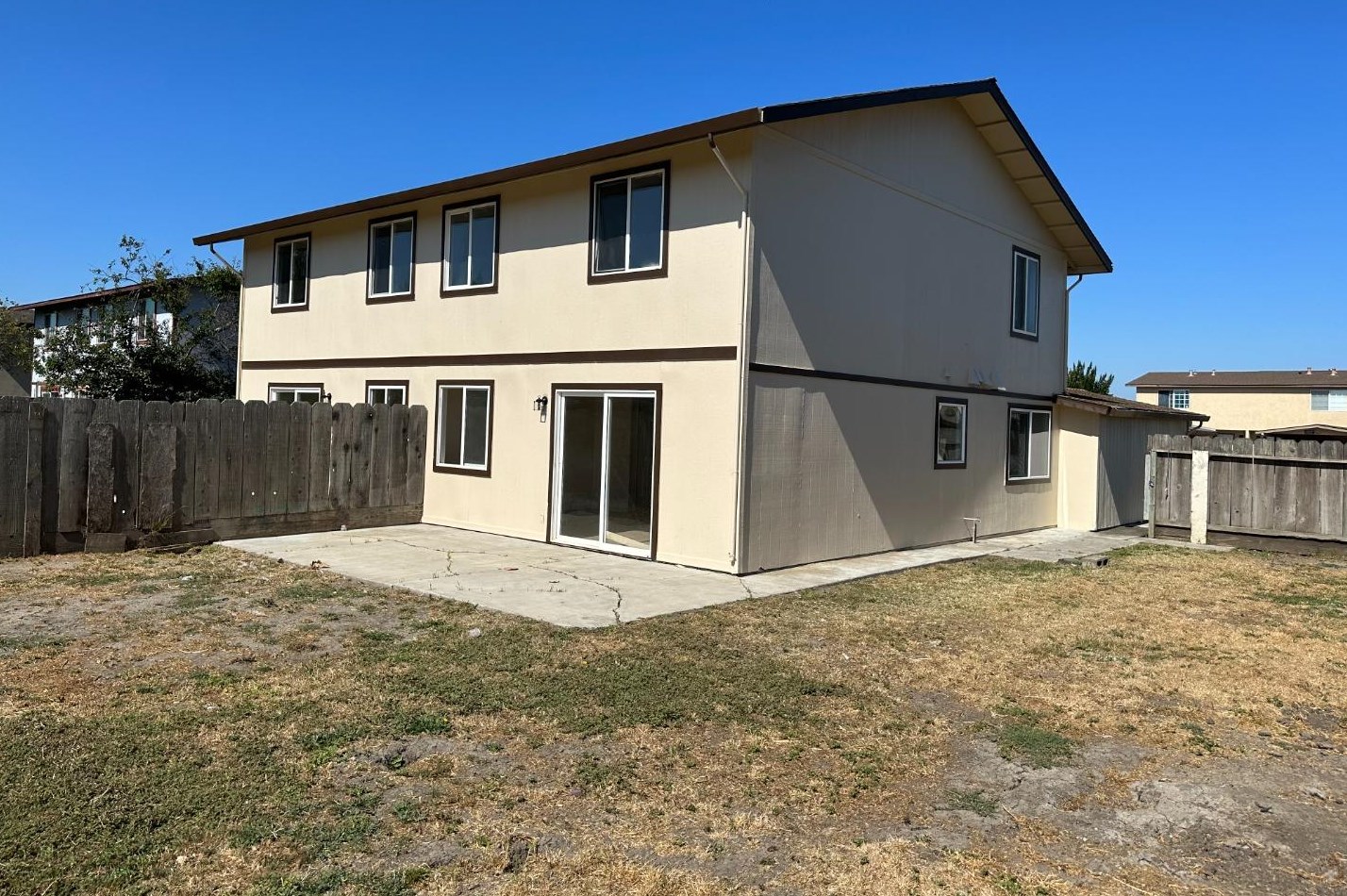 1338 Las Cruces Ct, Salinas CA 93901-1721 exterior