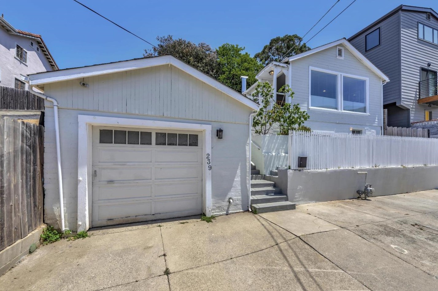 239 Santa Clara St, Brisbane, CA 94005