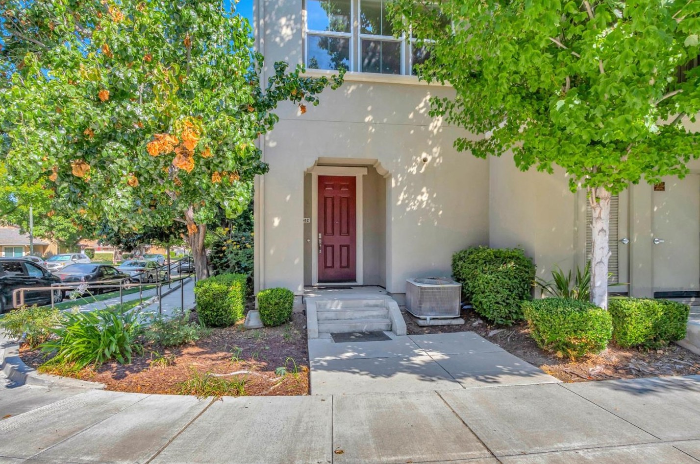 582 Cedarville Ln, San Jose, CA 95133-2078
