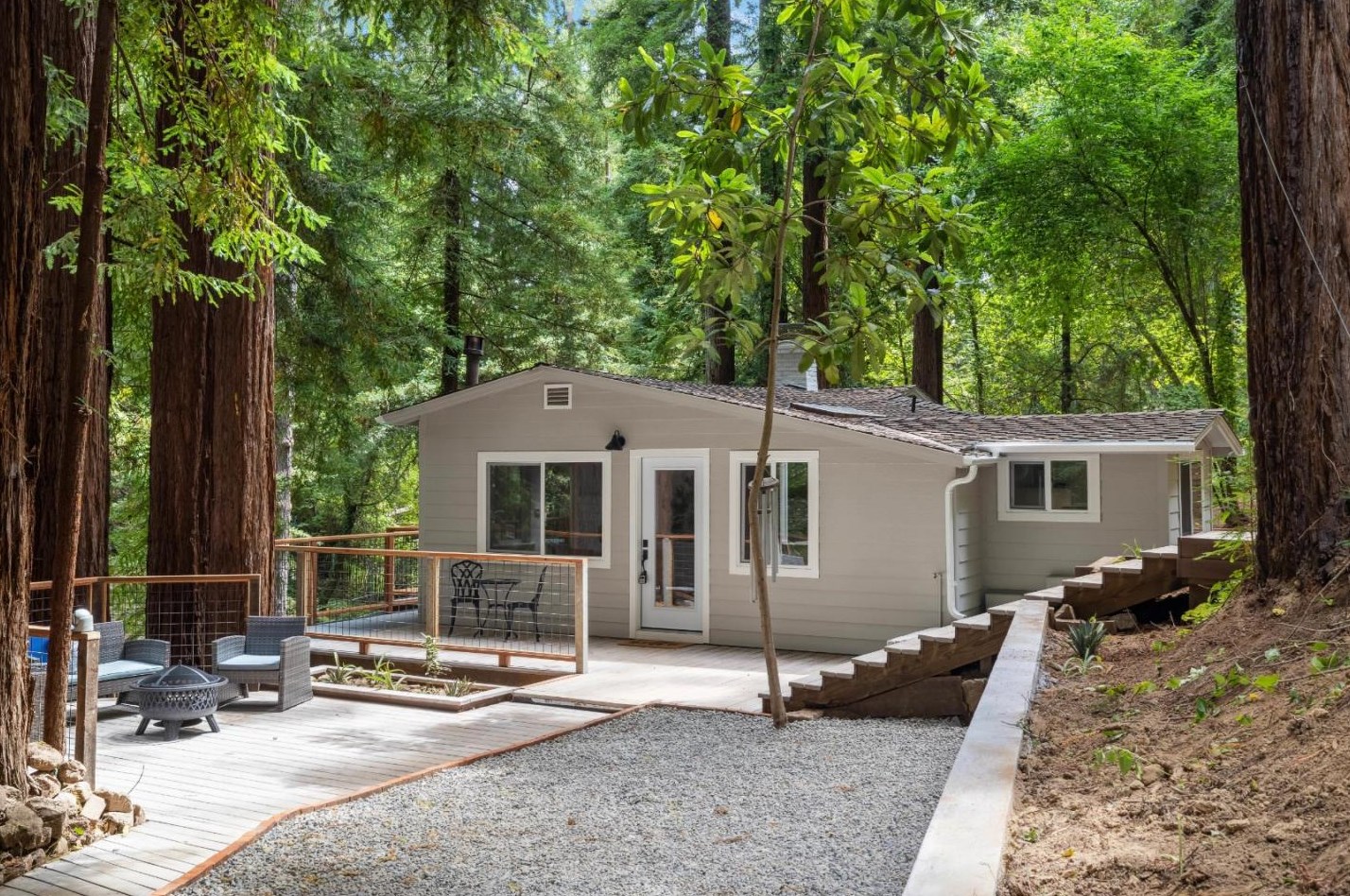 1011 Brookside Dr, Felton, CA 95018