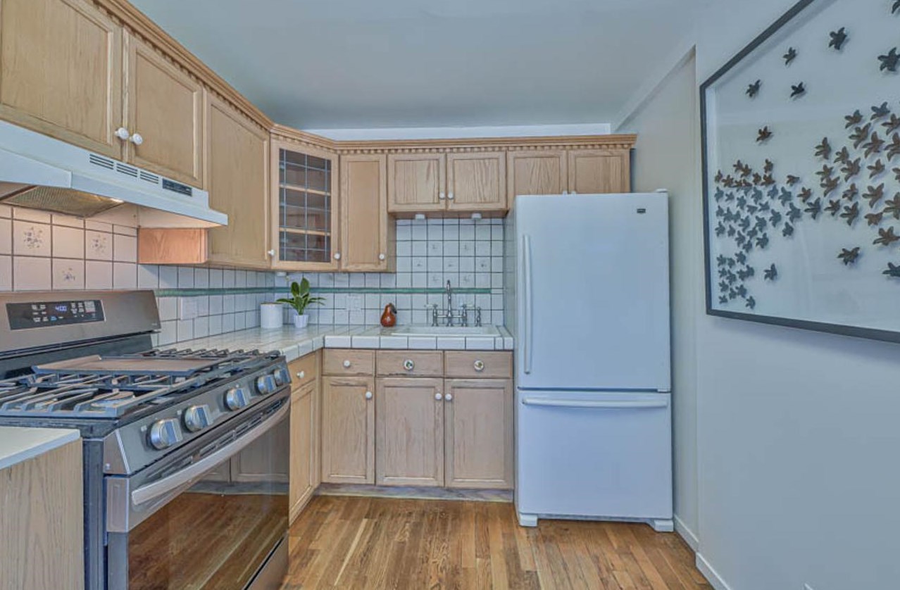 1693 Vallejo St, Seaside CA 93955-3973 exterior