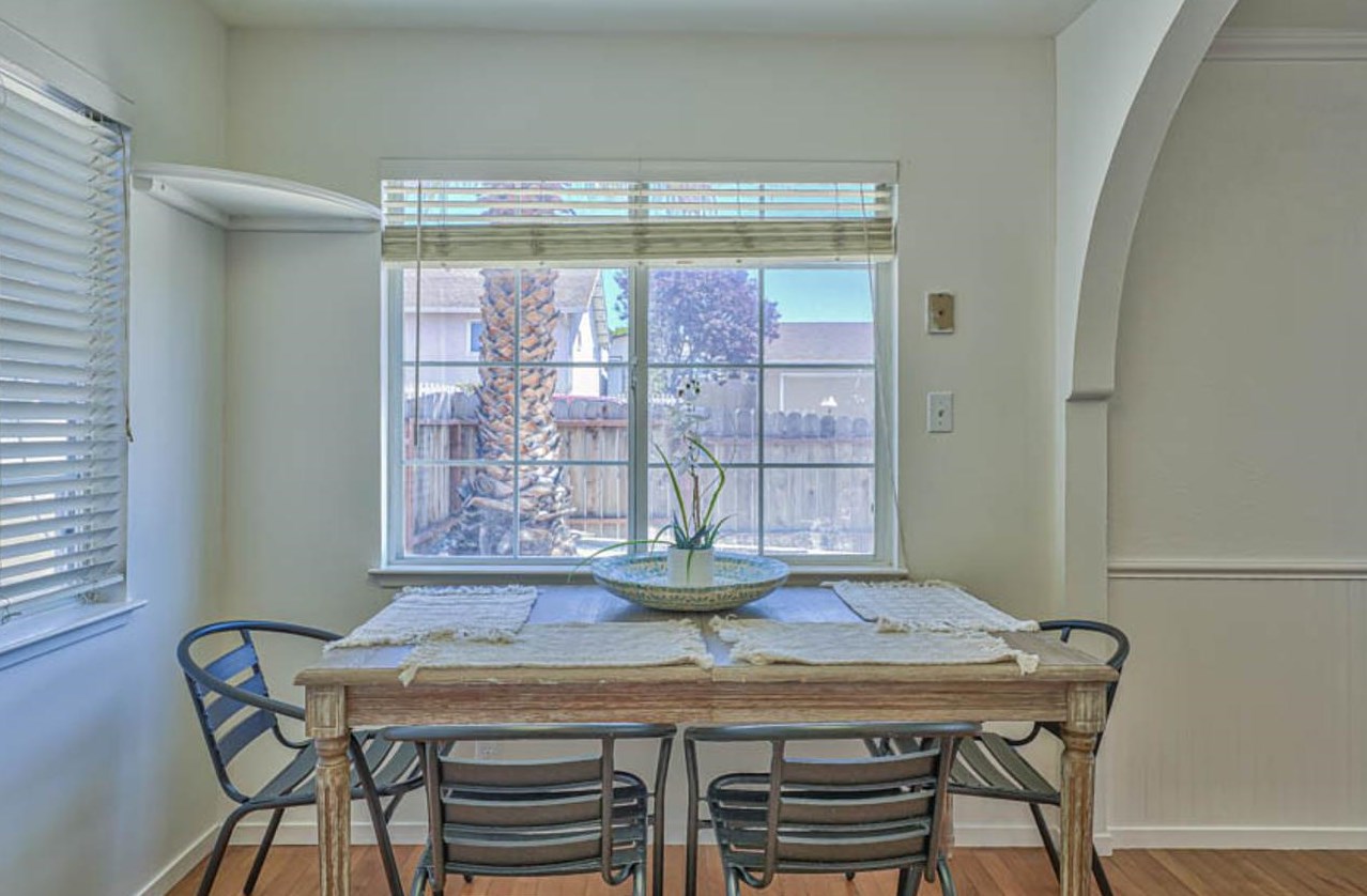 1693 Vallejo St, Seaside CA 93955-3973 exterior