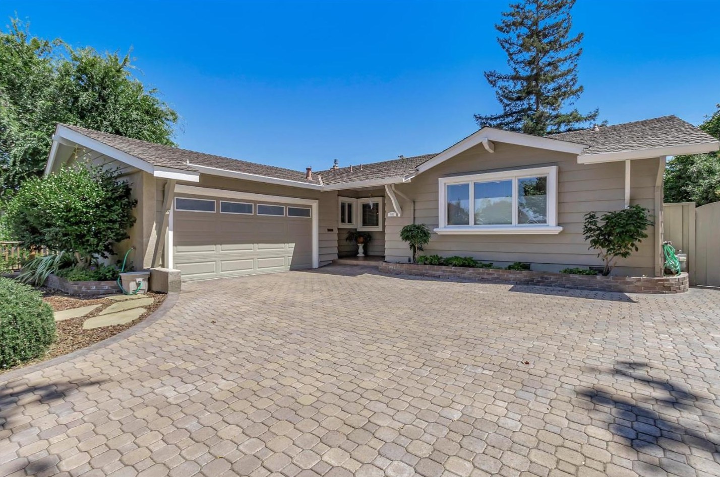 1692 Andalusia Way, San Jose, CA 95125-5803