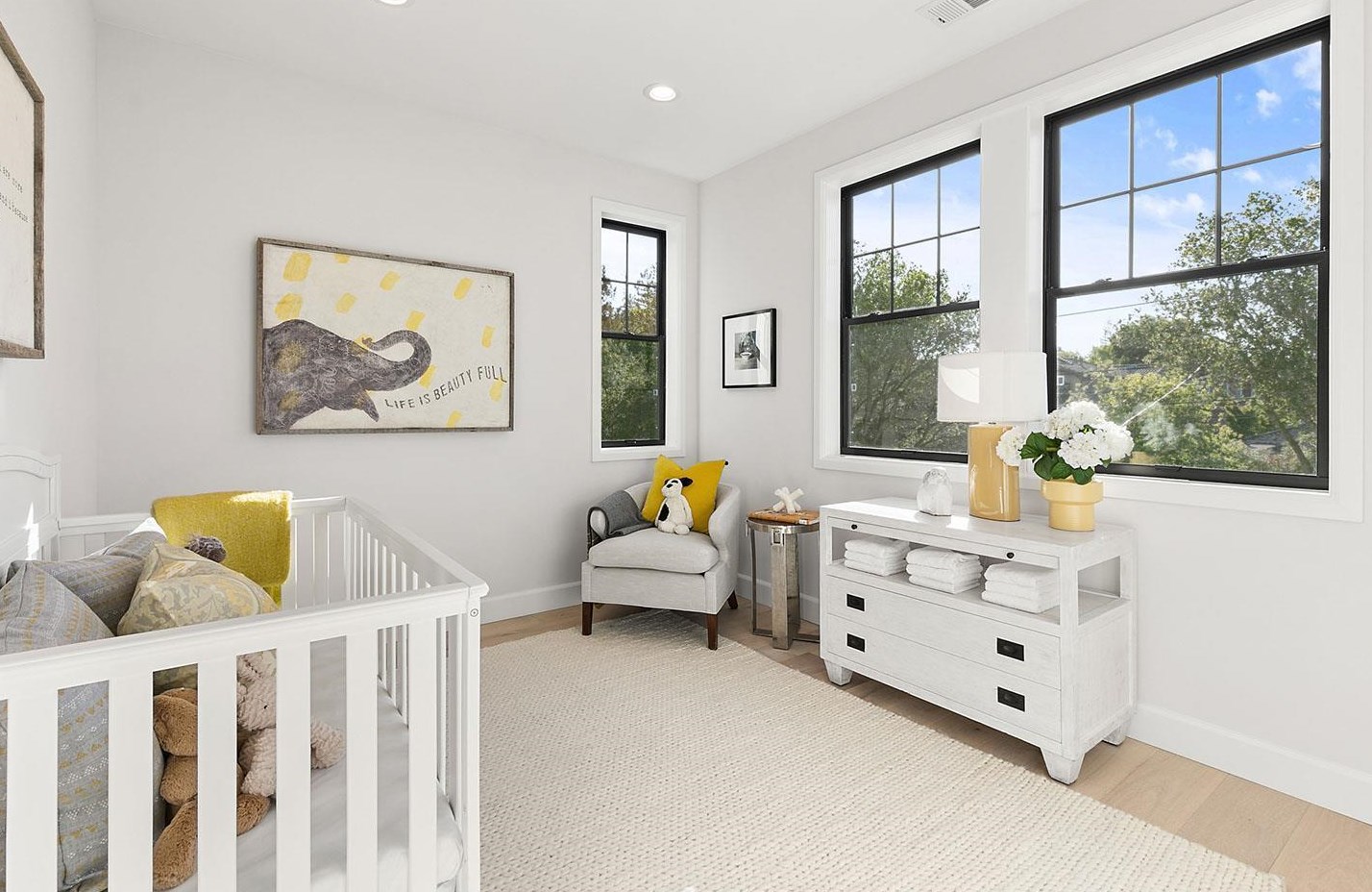 2151 Valparaiso Ave, Menlo Park CA  94025-6507 exterior