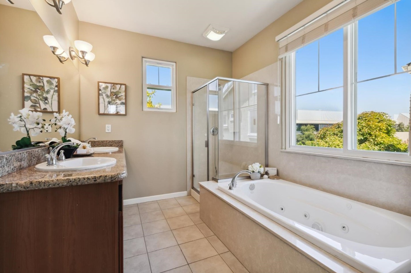 529 Sandlewood St, Menlo Park CA  94025-1379 exterior