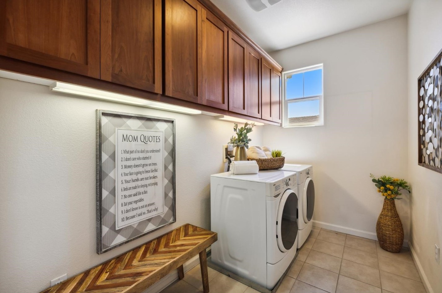529 Sandlewood St, Menlo Park CA  94025-1379 exterior