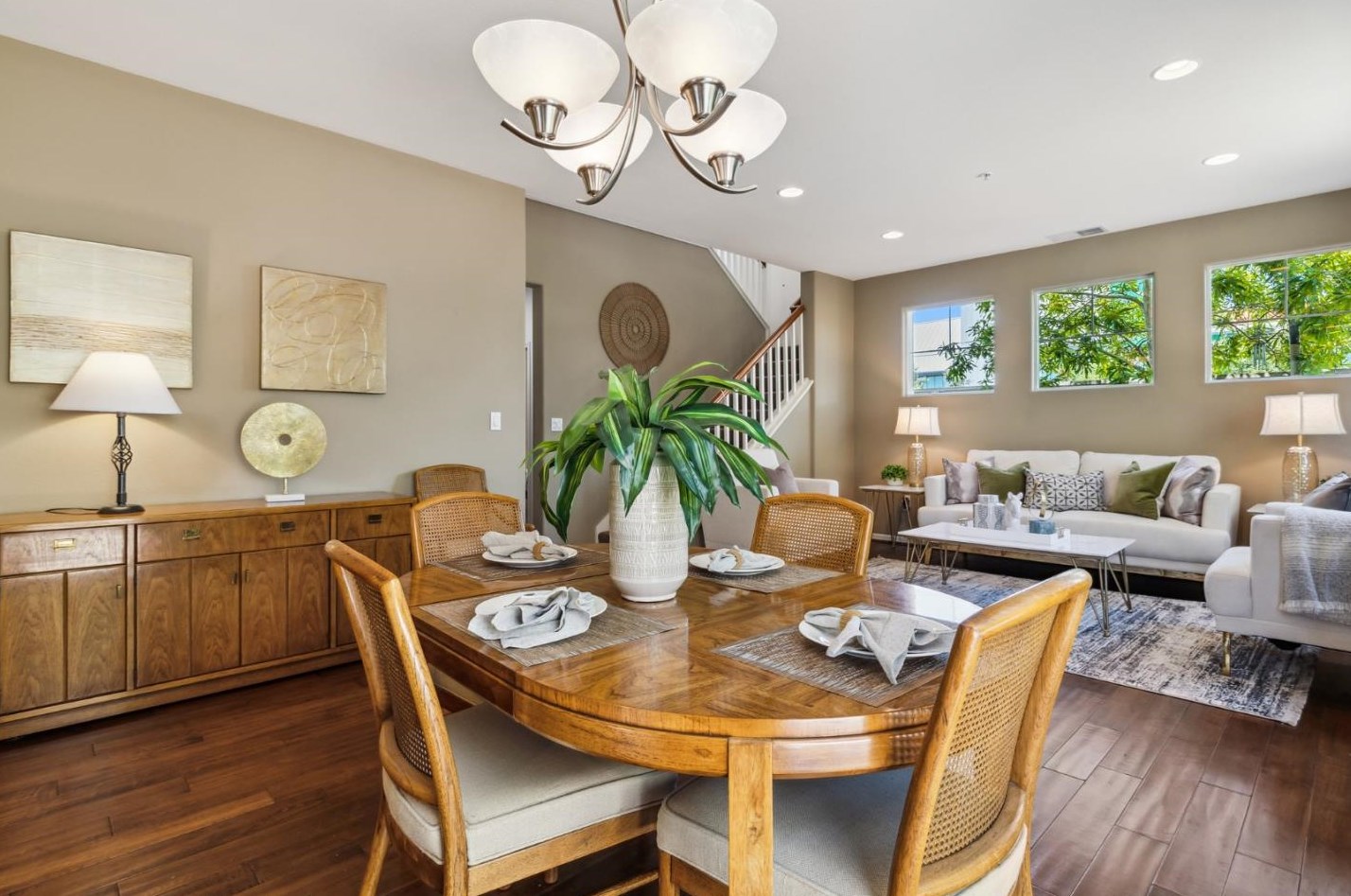 529 Sandlewood St, Menlo Park CA  94025-1379 exterior