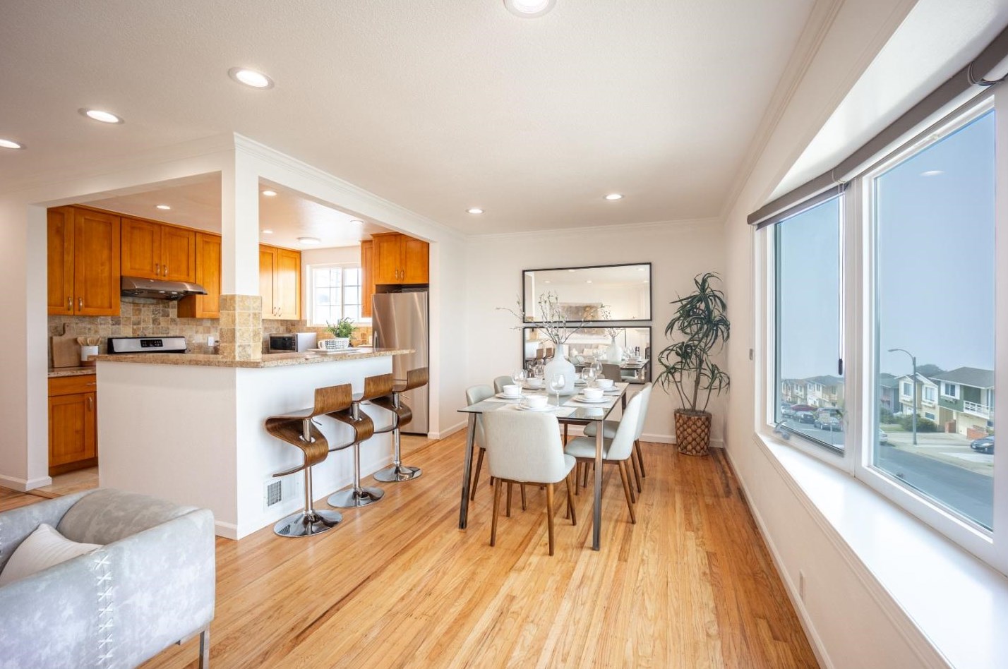 3 Montebello Dr, Daly City CA 94015-4722 exterior