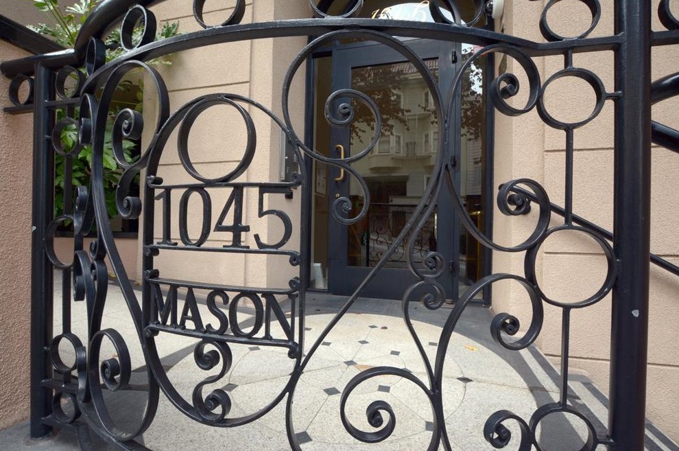 1045 Mason St, San Francisco, CA 94108-1971