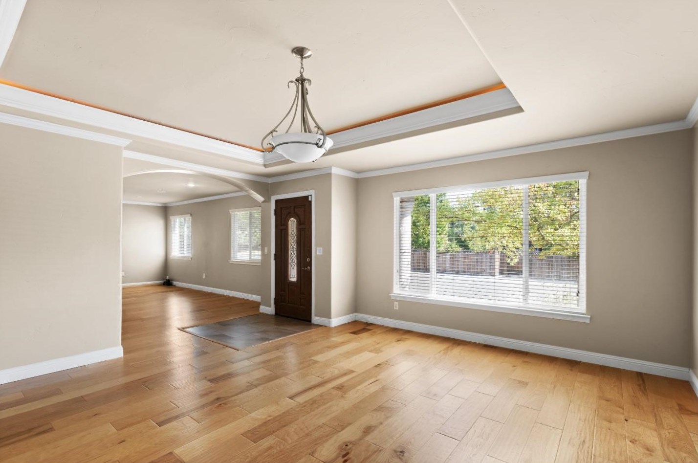 5445 Halsted Ave, Carmichael, CA 95608-5151