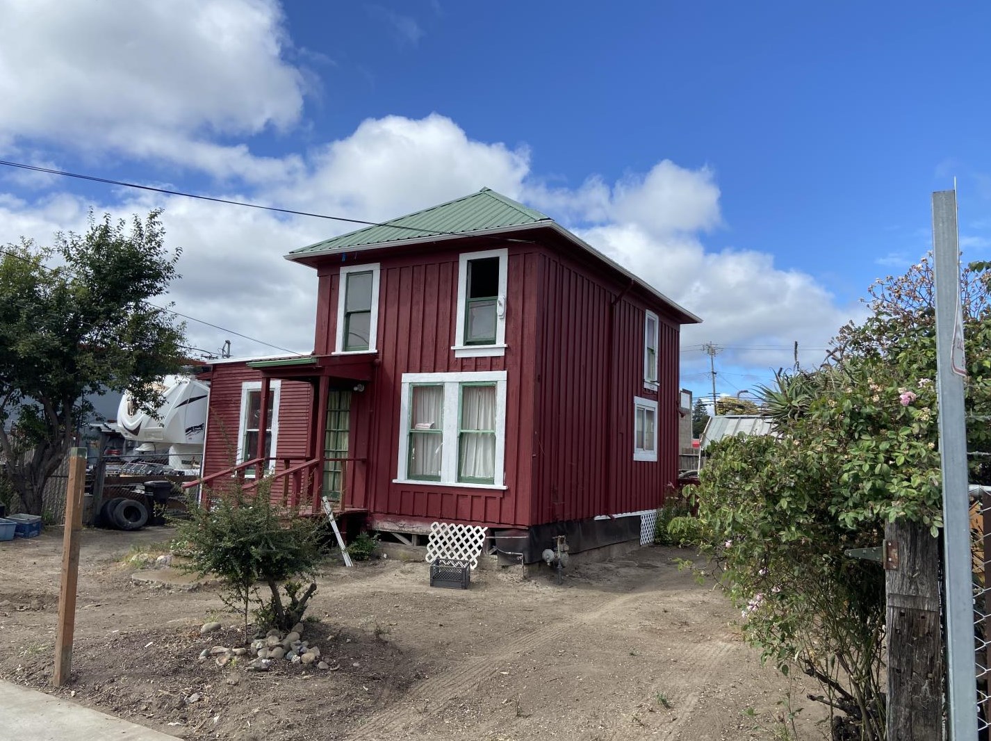 122 Fern St, Santa Cruz, CA 95060