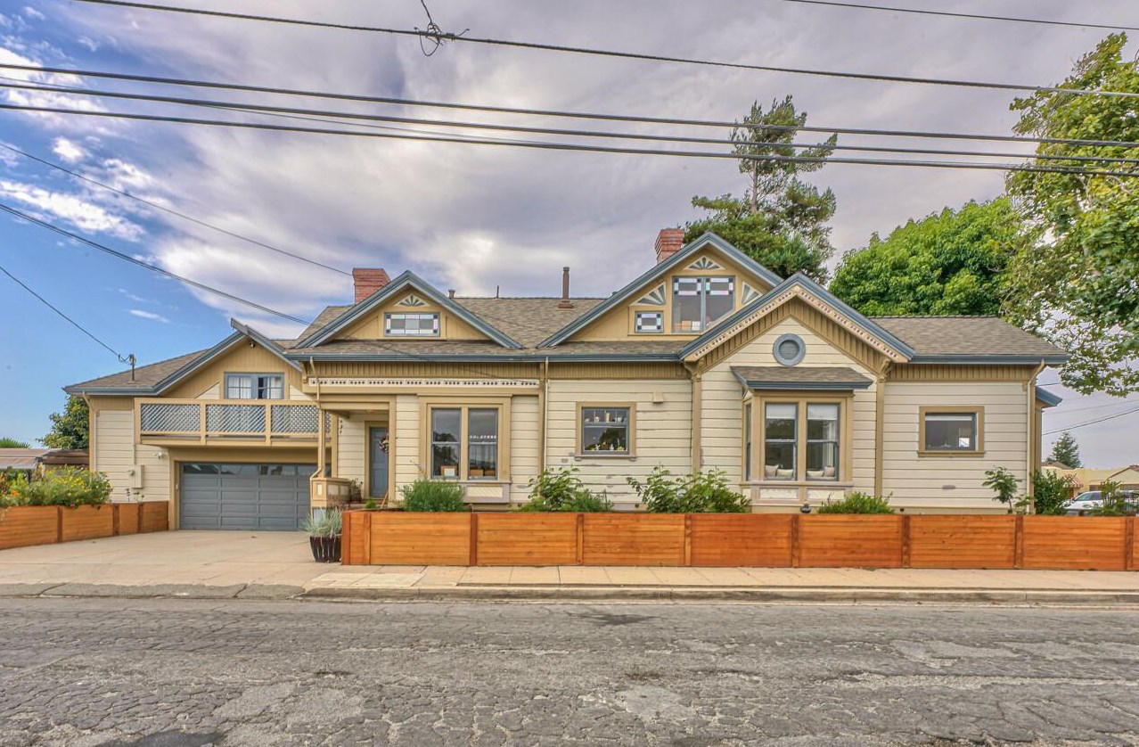 432 West St, Salinas, CA 93901