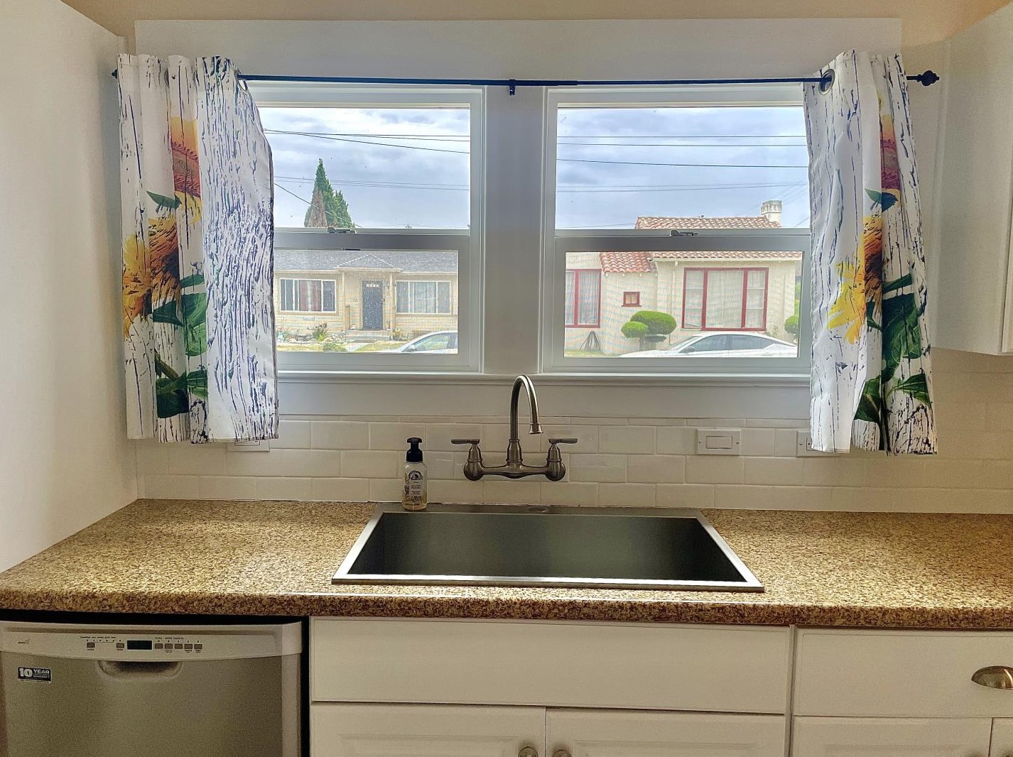 119 San Luis St, Salinas CA  93901-2619 exterior