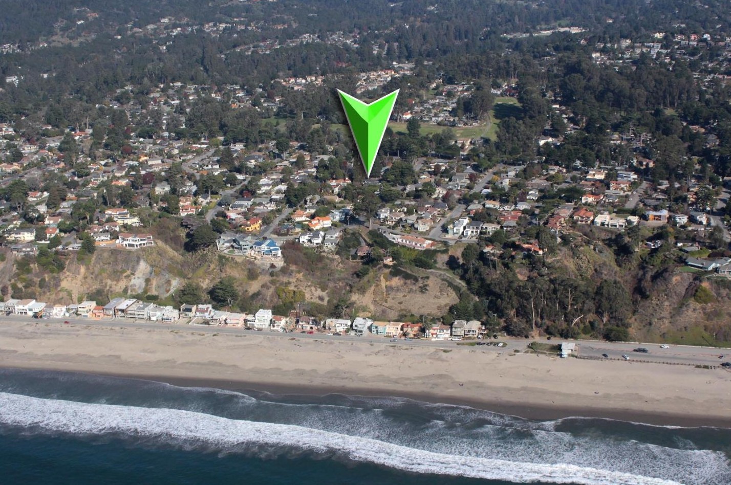 427 Cliff Dr, Aptos, CA 95003