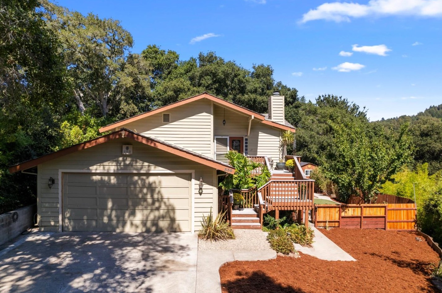 330 Quien Sabe Rd, Santa Cruz, CA 95066