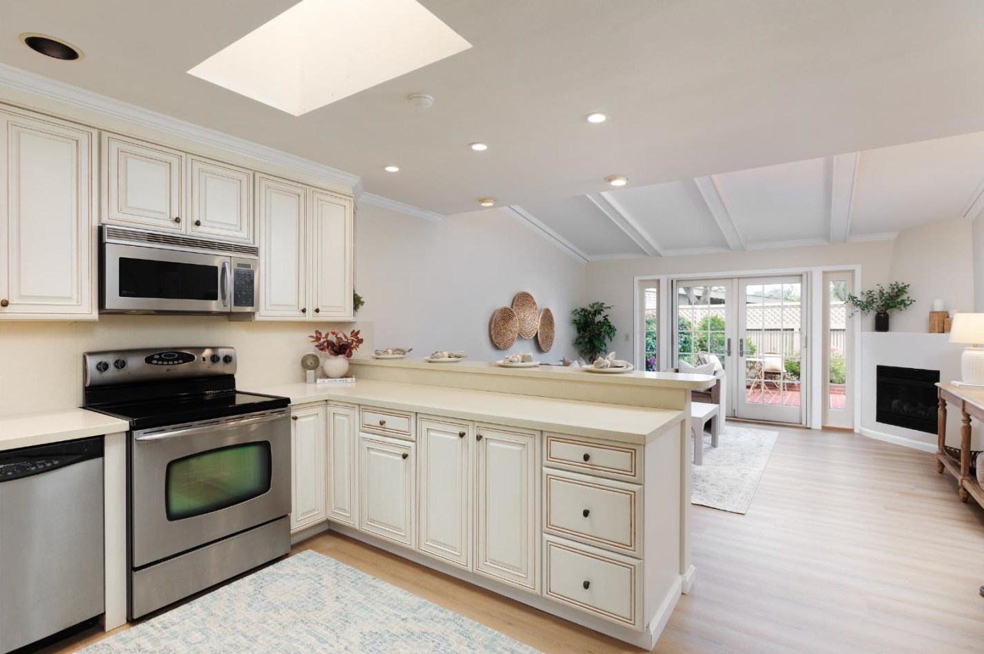 180 Hacienda Carmel, Carmel, CA 93923