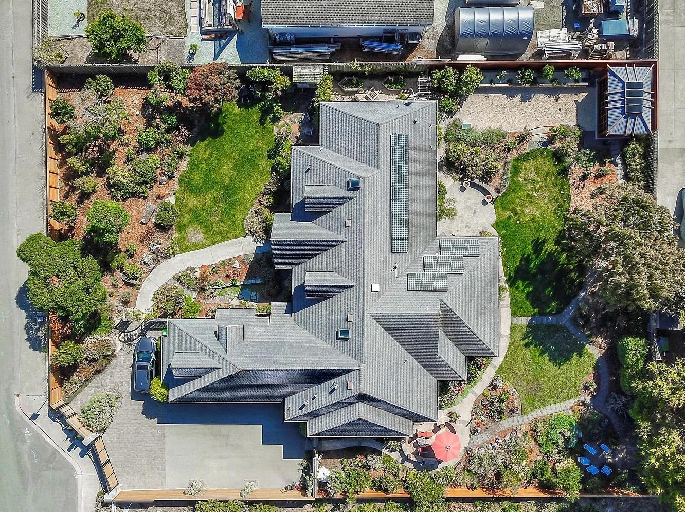 4 Jenna Ln, Princeton by the Sea, CA 94019