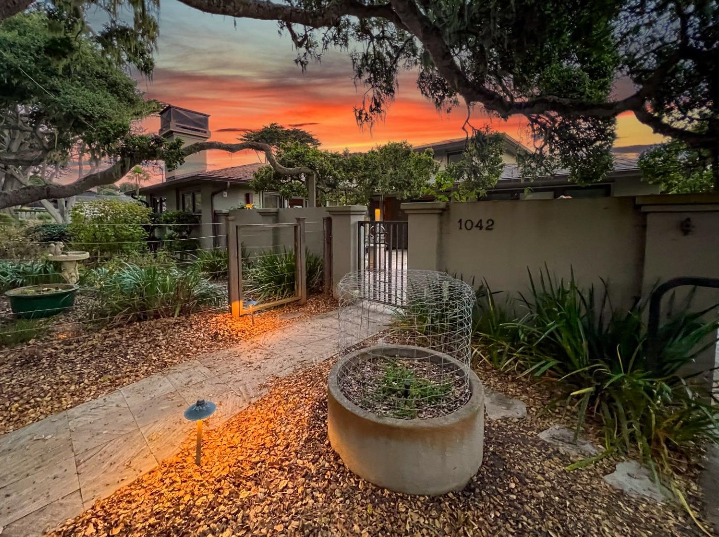 1042 Jewell Ave, Del Monte Park, CA 93950