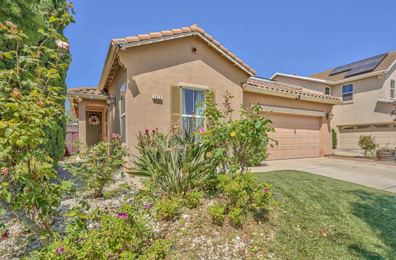 1013 Capri Way, Salinas, CA 93905-2283