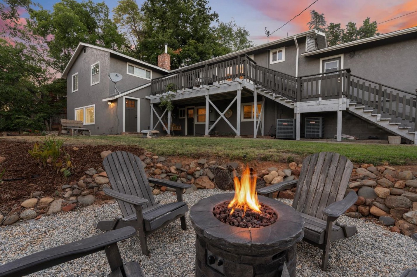 1130 Redbud Dr, Redding, CA 96001