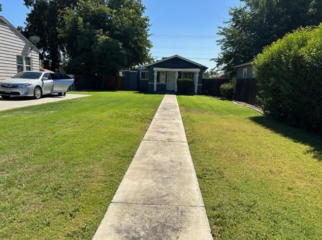 432 W 25th St, Merced, CA 95340