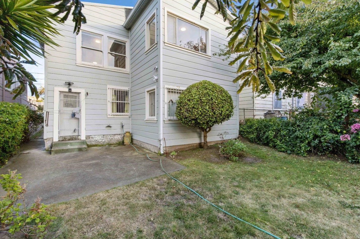 32 Winding Way, San Francisco CA 94112-4527 exterior